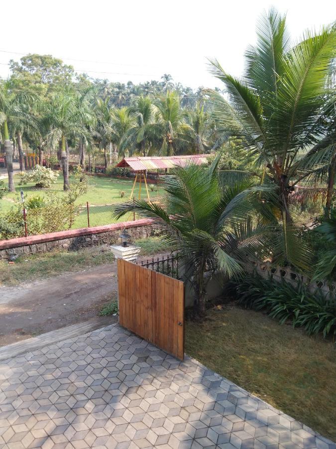 Villa Neville's - Pet Friendly With Pool *