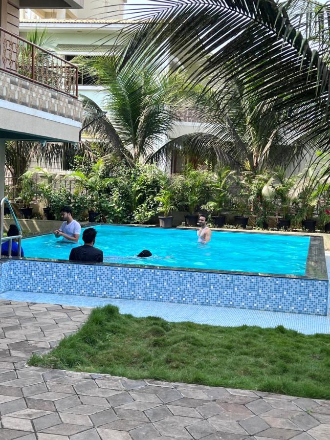 Neville's - Pet Friendly With Pool