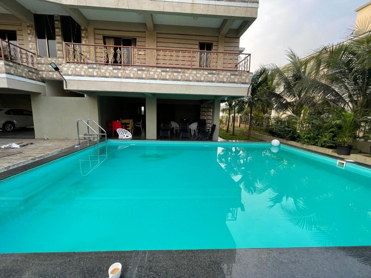 Neville's - Pet Friendly With Pool Villa *
