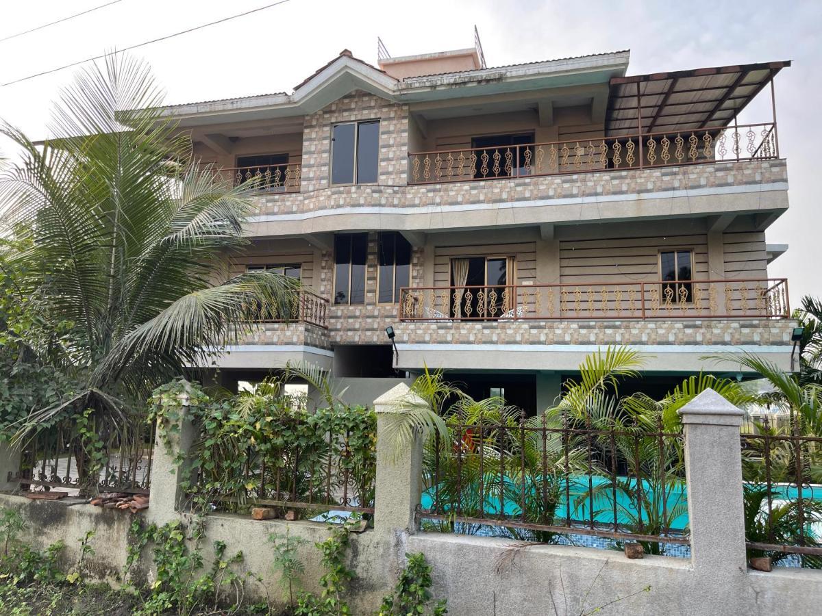 Villa Neville's - Pet Friendly With Pool