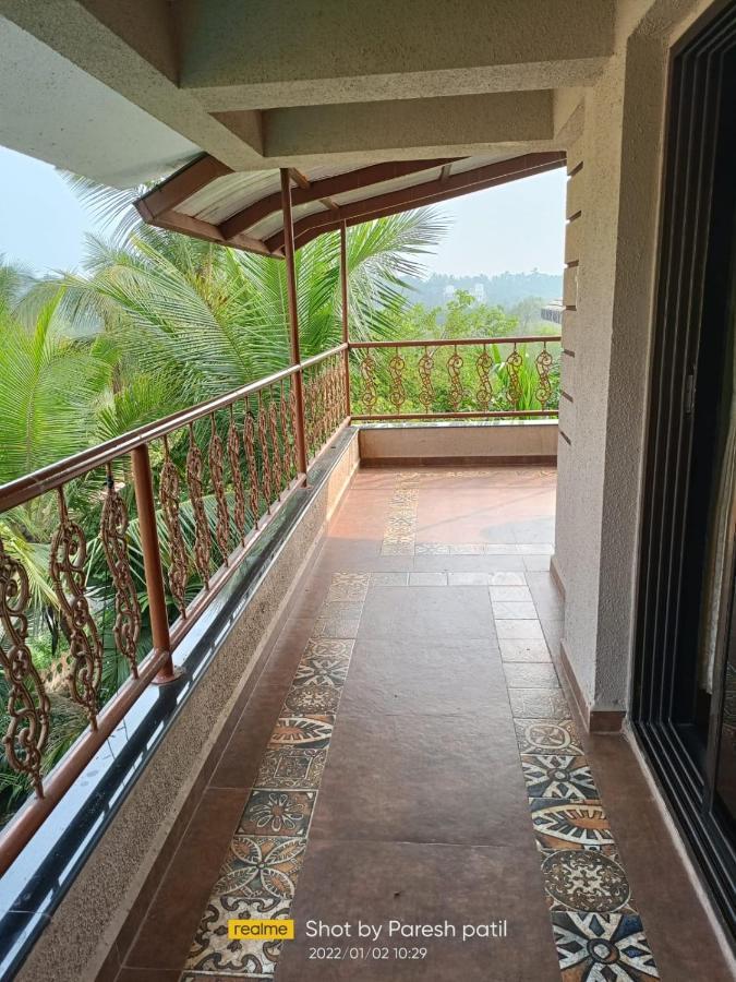 Neville's - Pet Friendly With Pool * Alibag