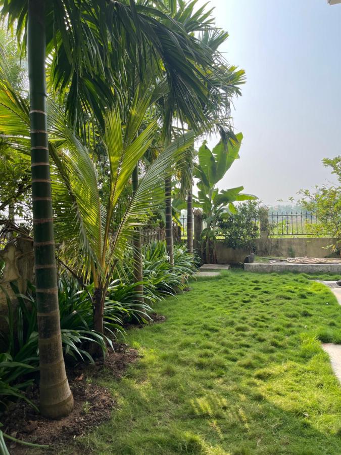 Neville's - Pet Friendly With Pool Villa Alibag