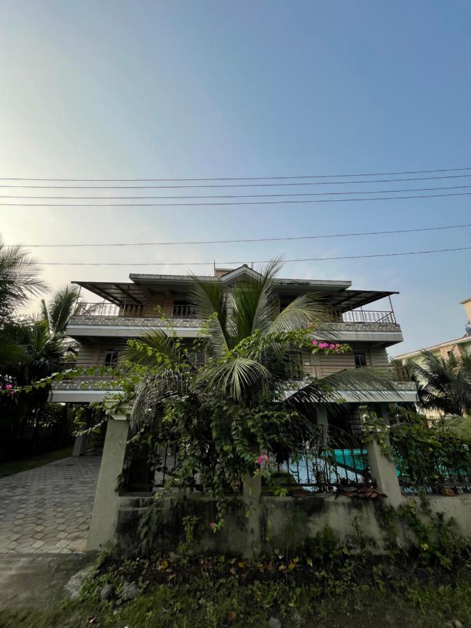 Villa Neville's - Pet Friendly With Pool