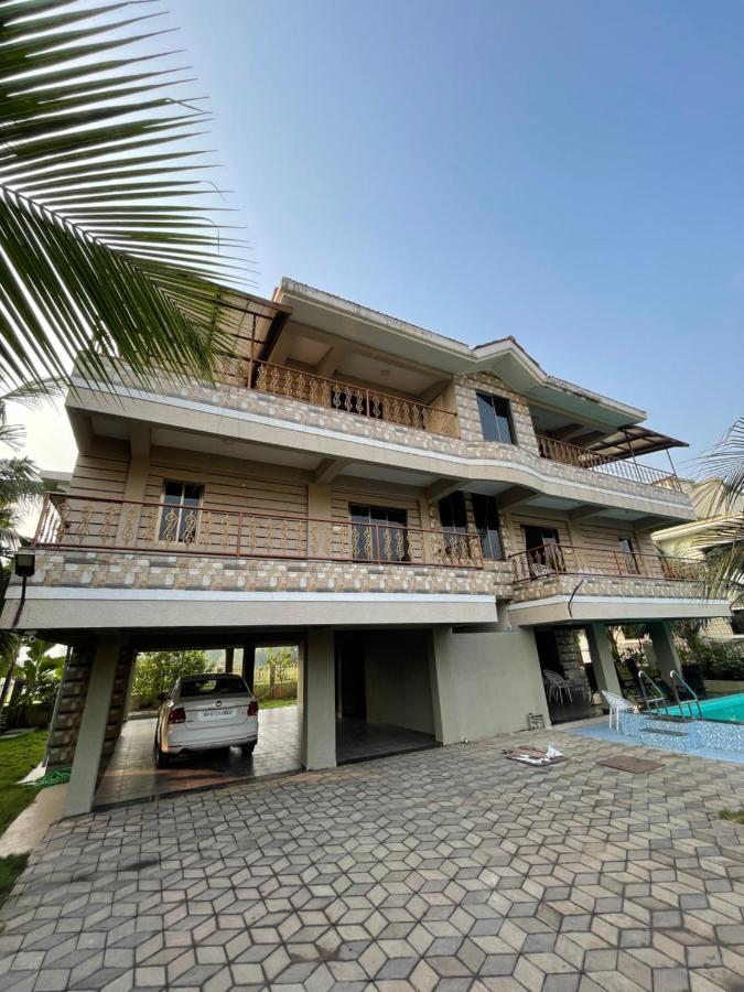 Neville's - Pet Friendly With Pool Villa Alibag