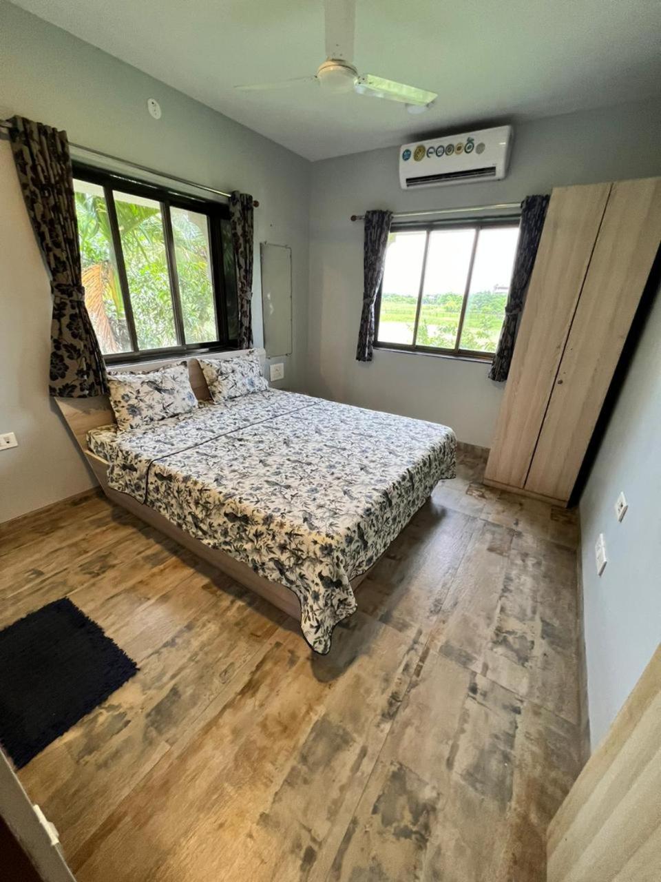 Neville's - Pet Friendly With Pool Alibag