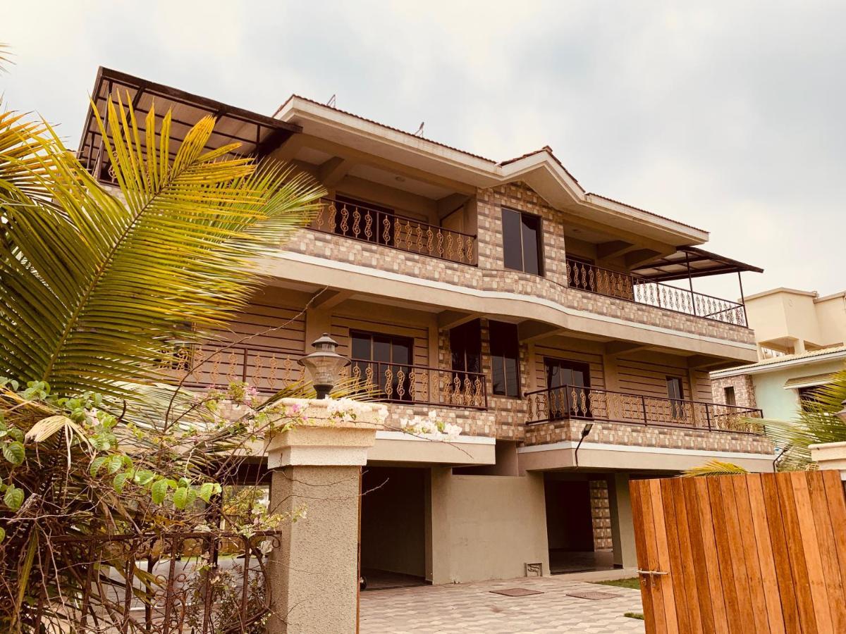 Villa Neville's - Pet Friendly With Pool *